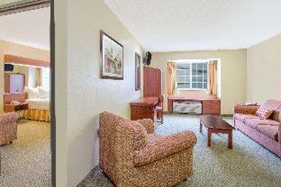 Microtel Inn And Suites Gassaway Oda fotoğraf